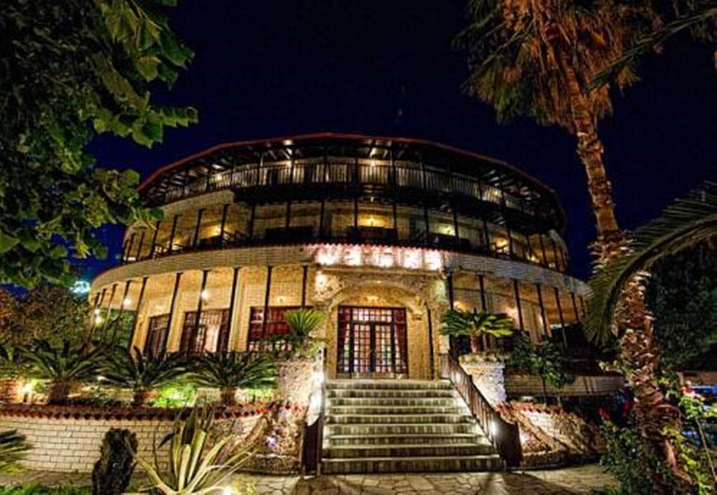 Nepheli Hotel Kastrosikia Exterior photo